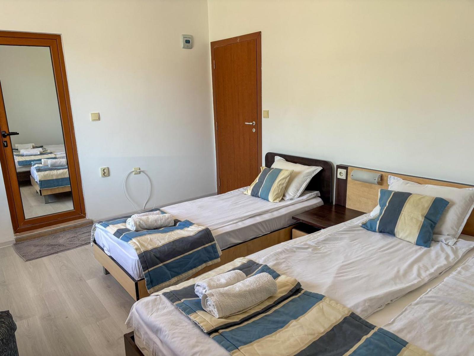 Marianas Guesthouse Obzor Εξωτερικό φωτογραφία