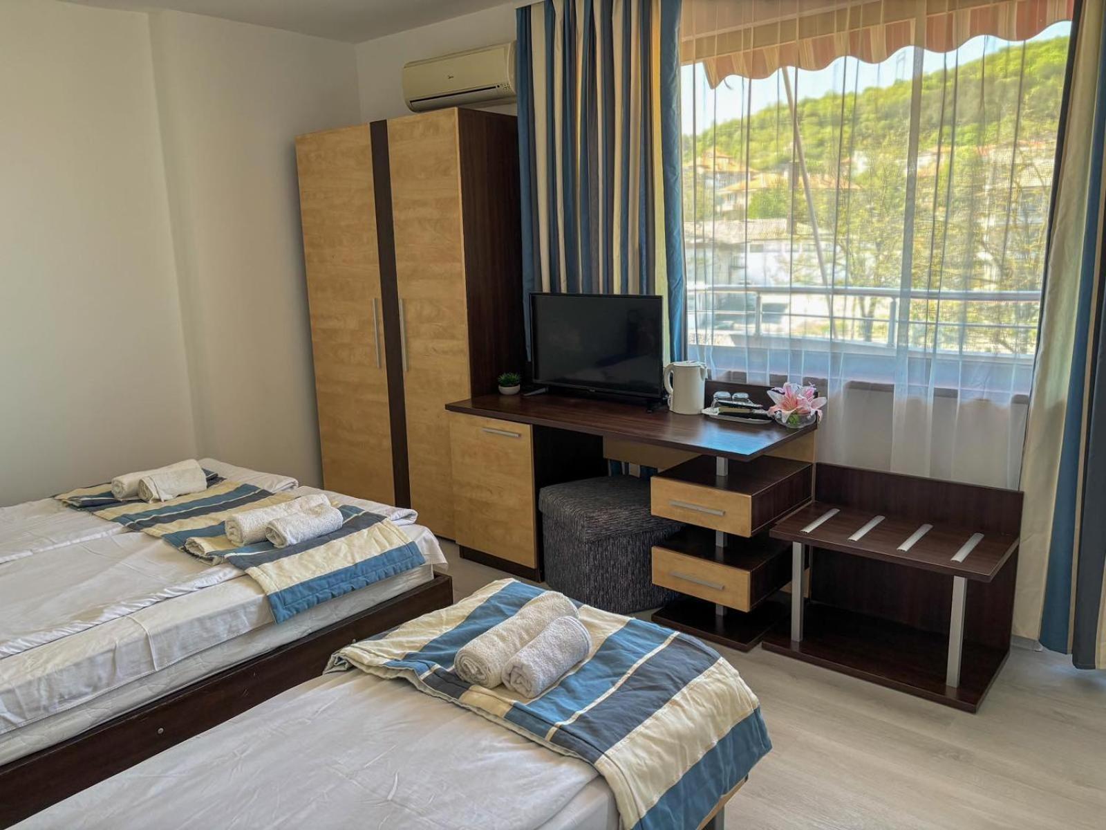 Marianas Guesthouse Obzor Εξωτερικό φωτογραφία